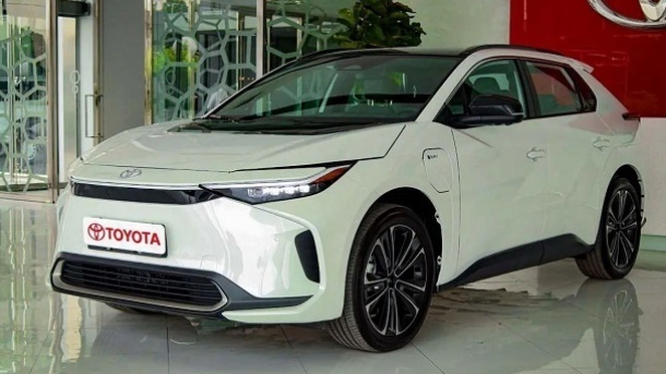 شرایط جدید فروش خودرو برقی تویوتا BZ4X