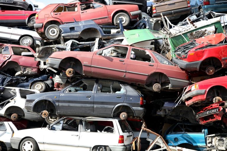 ثبت‌نام اسقاط خودروهای فرسوده از ۳۱ شهریور آغاز می‌شود