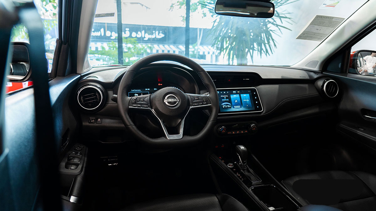 امکانات رفاهی و ایمنی نیسان کیکس